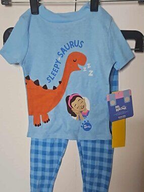 Ms. Rachel 2 piece pj set